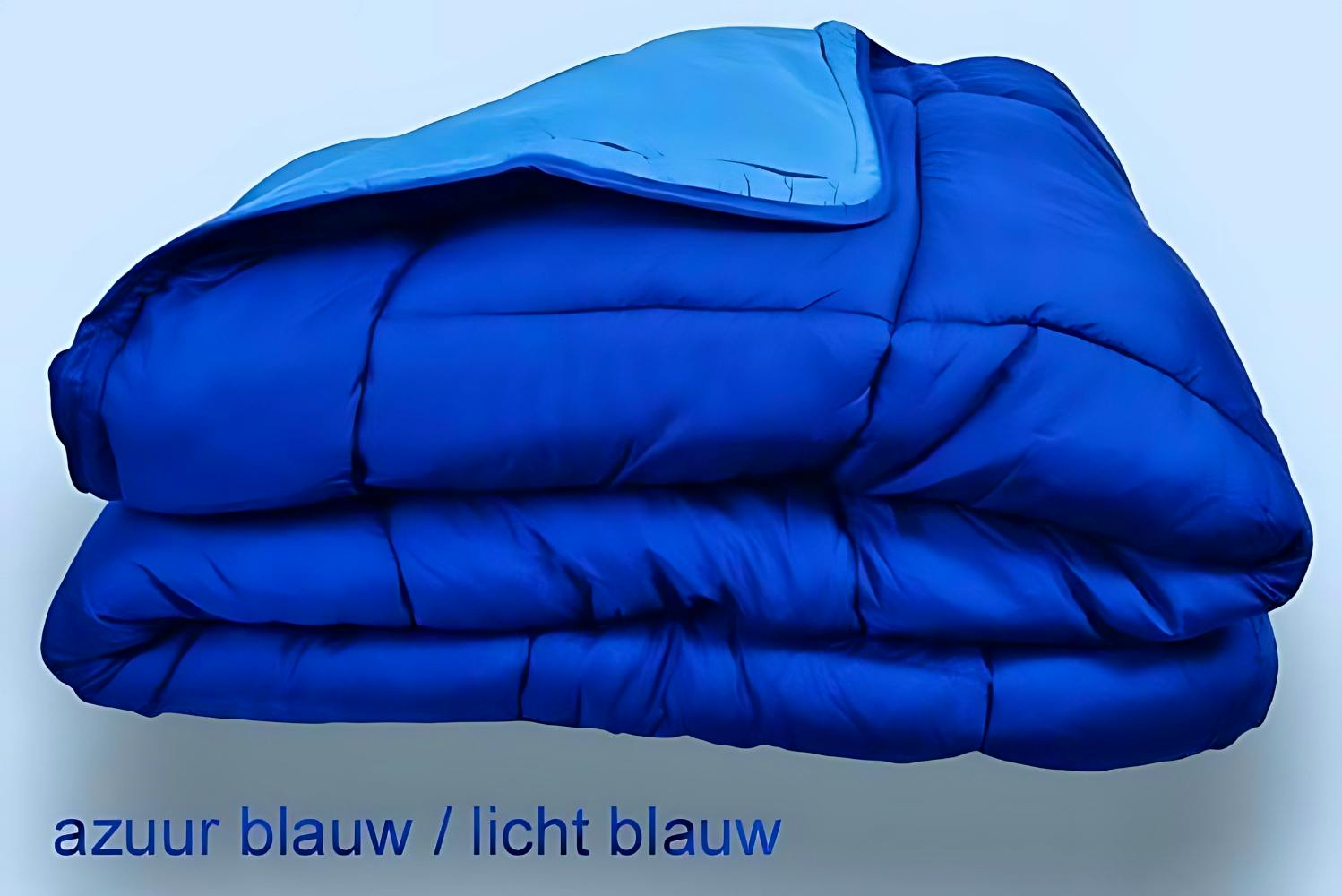 wasbaar_dekbed_licht_blauw_-azuur_blauw.jpg