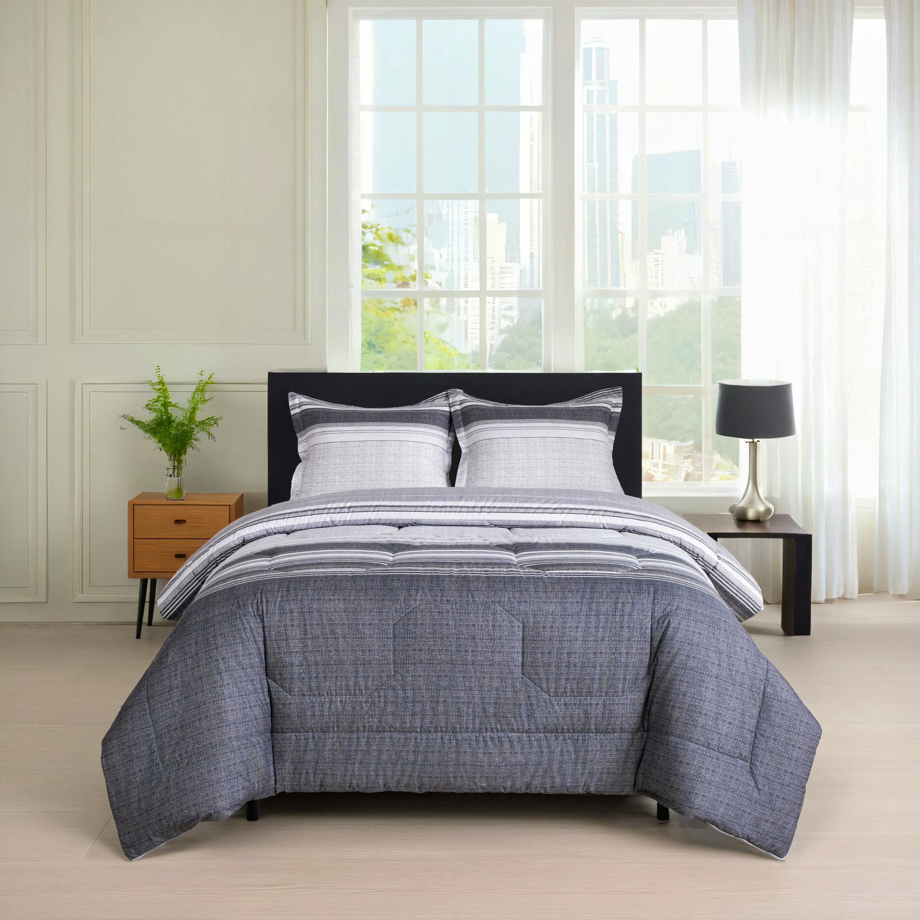 Opgemaakt bed met Velvet 4-seizoenen dekbed